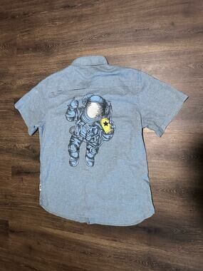 Edgevale Fishing Shirt XL Blue Mesh Vented Large Back Graphic Space Man Hemp